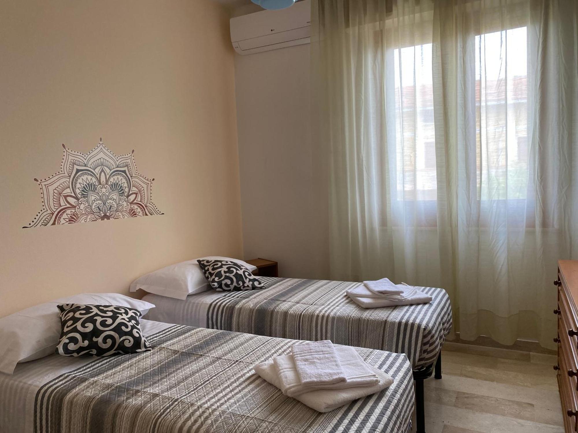 L'Incognita Bed & Breakfast San Nicolo d'Arcidano Exterior photo